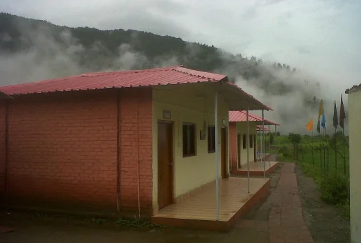 Yamunotri Cottages