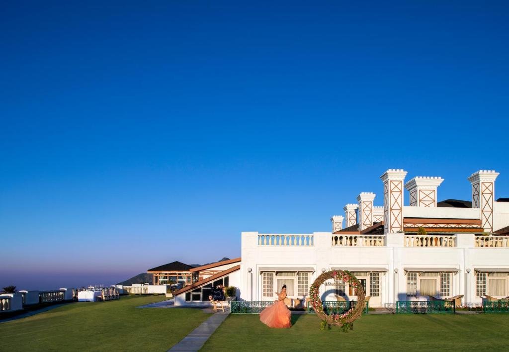 Sterling Resort Mussoorie