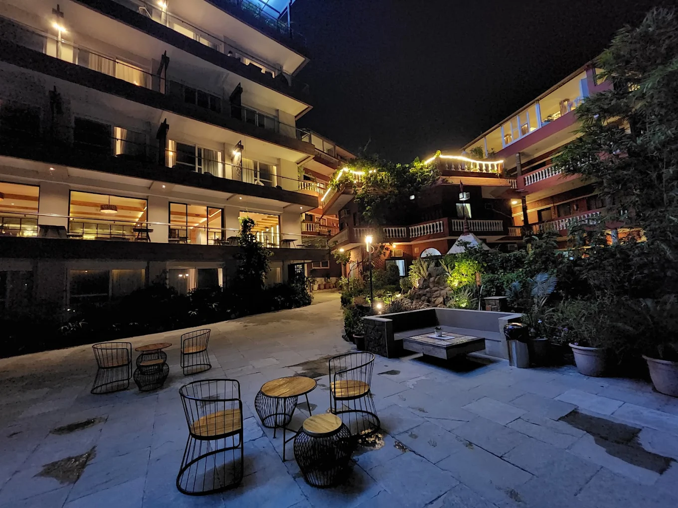 Riverside hotel in Rishikesh