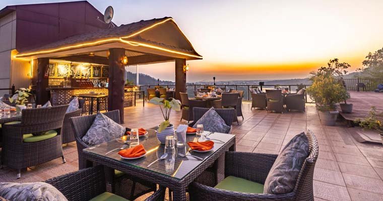 Best resort in Rishikesh near Ganga