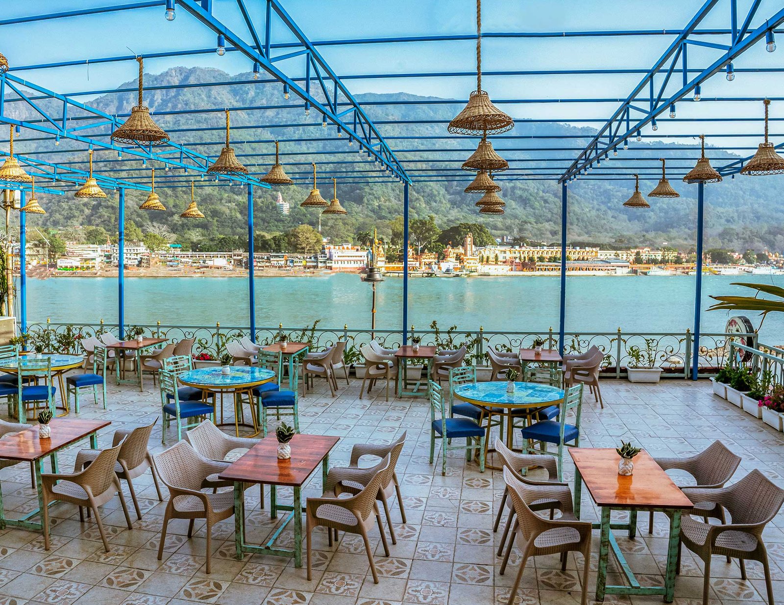 Hotels near Ram Jhula Rishikesh