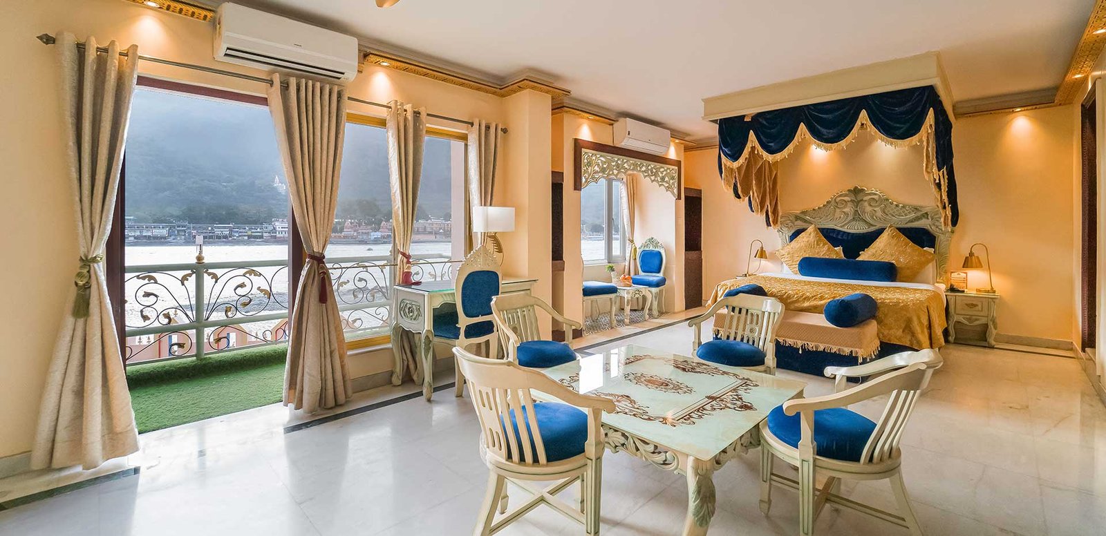 Hotel near Triveni Ghat Rishikesh