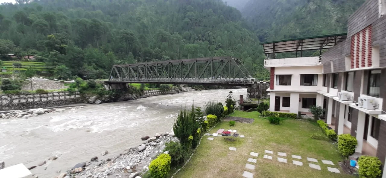 Romantic resort in Nainital