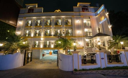 Sterling Marbella