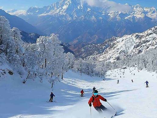 Auli Ropeway View