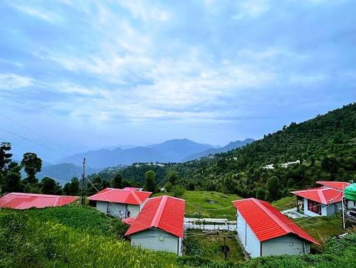 Kanatal Landscape and Hills